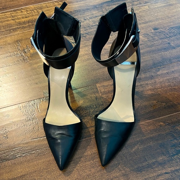 Marciano Black Pumps - Picture 1 of 5